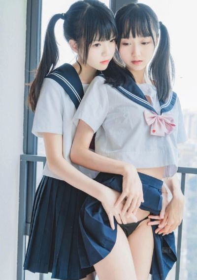tiny evil在线观看