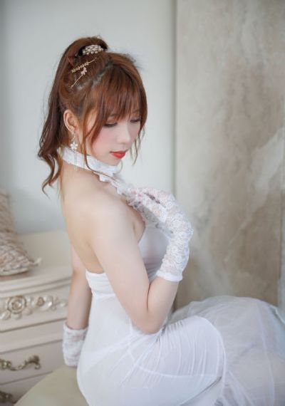 隔壁女生