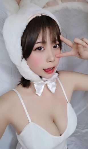 高压监狱未删减