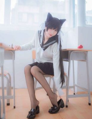 一个卖房子的女人